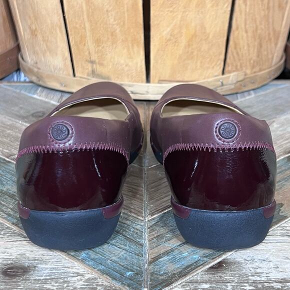 Clarks Unstructured Un Hearth Burgundy Leather Flats Loafers Womens Size 7.5 - Picture 6 of 11